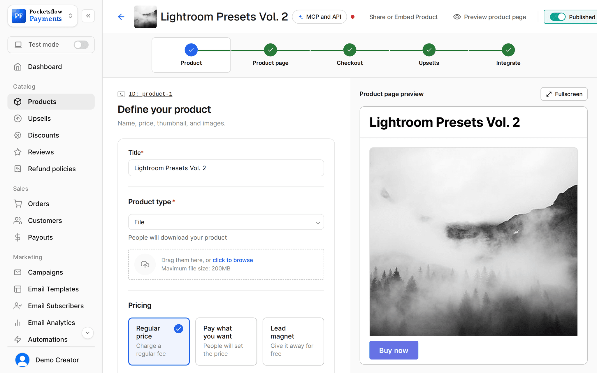 Pocketsflow product editor: title, product type, file upload and pricing, with a live preview of the product page.